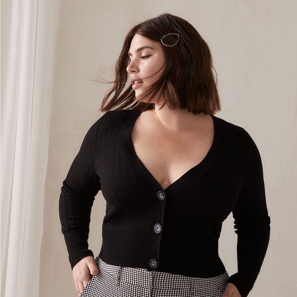Addition Elle Sweaters - Cropped Ribbed Cardigan